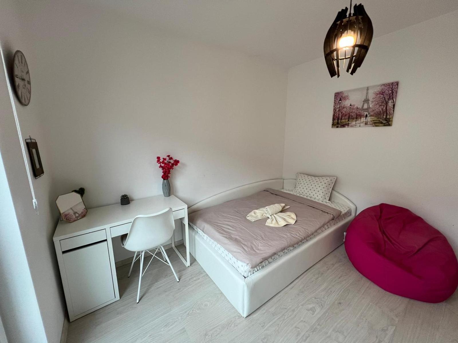 Paris Luxury Top Centre 2Bdr Apt W Work Desk And Wifi Near Nevsky Cathedral Sofia Exteriör bild