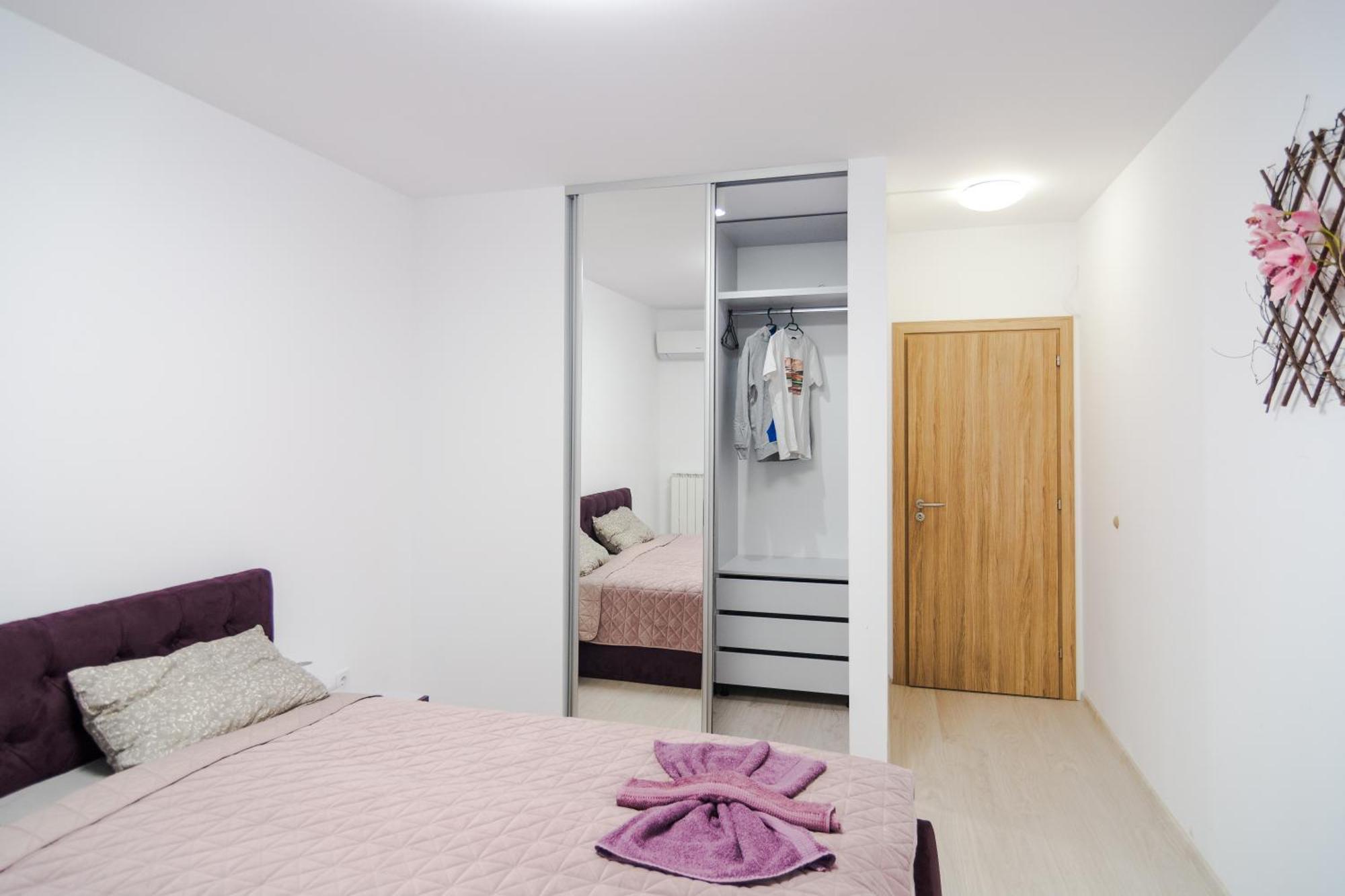 Paris Luxury Top Centre 2Bdr Apt W Work Desk And Wifi Near Nevsky Cathedral Sofia Exteriör bild