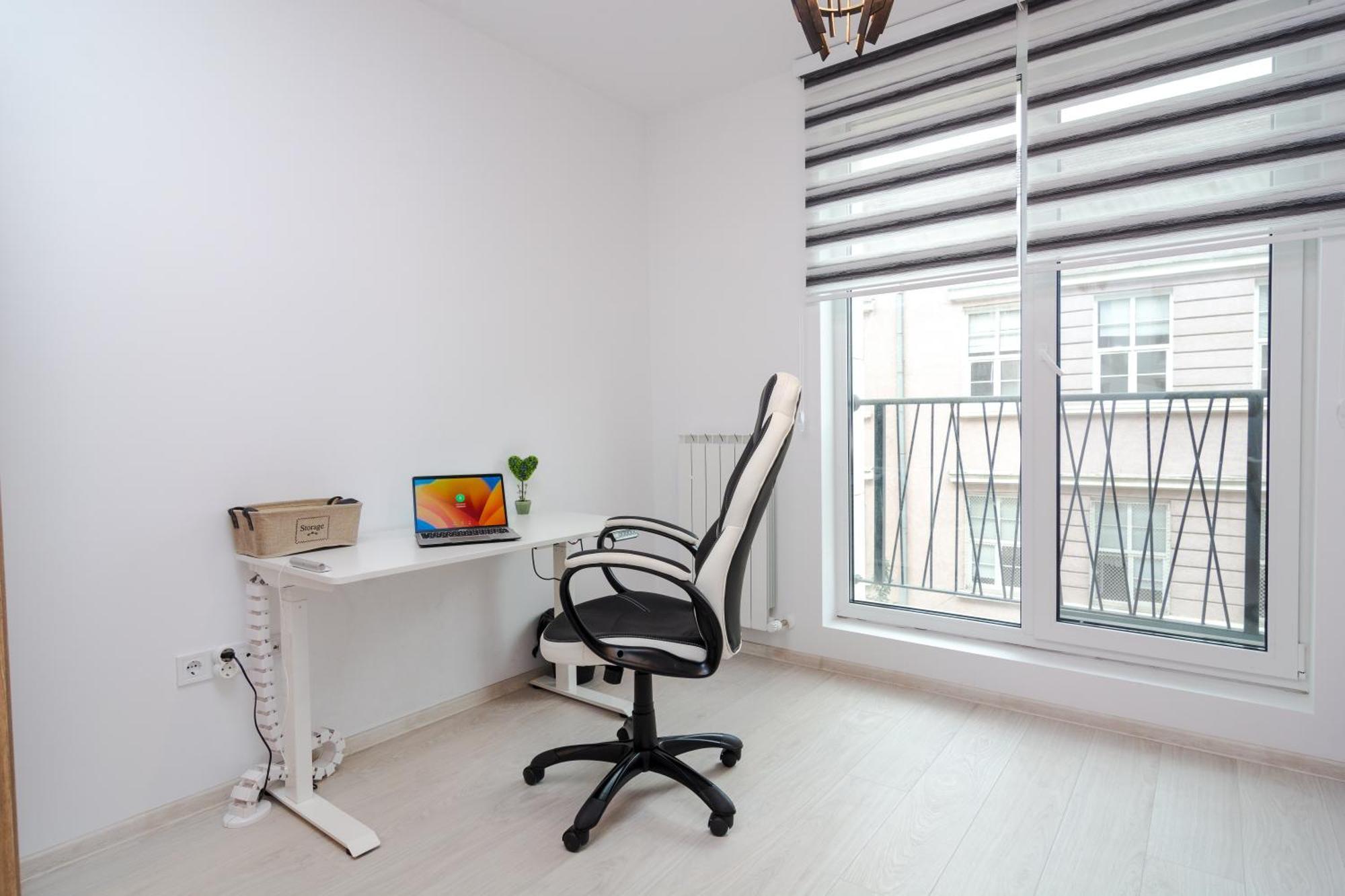Paris Luxury Top Centre 2Bdr Apt W Work Desk And Wifi Near Nevsky Cathedral Sofia Exteriör bild
